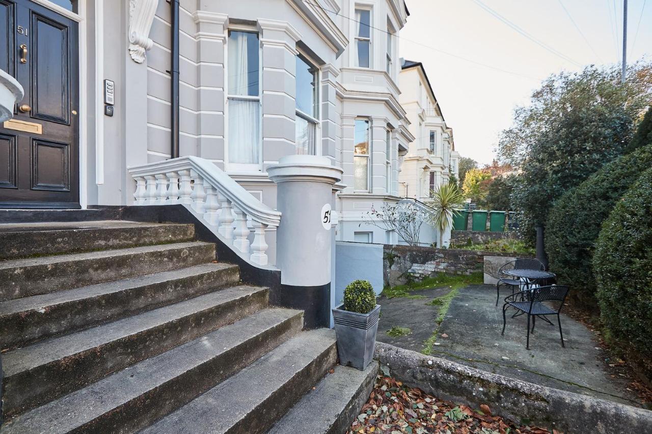 Gorgeous Sea View Apartment 5 Mins To The Beach St Leonards-on-Sea ภายนอก รูปภาพ