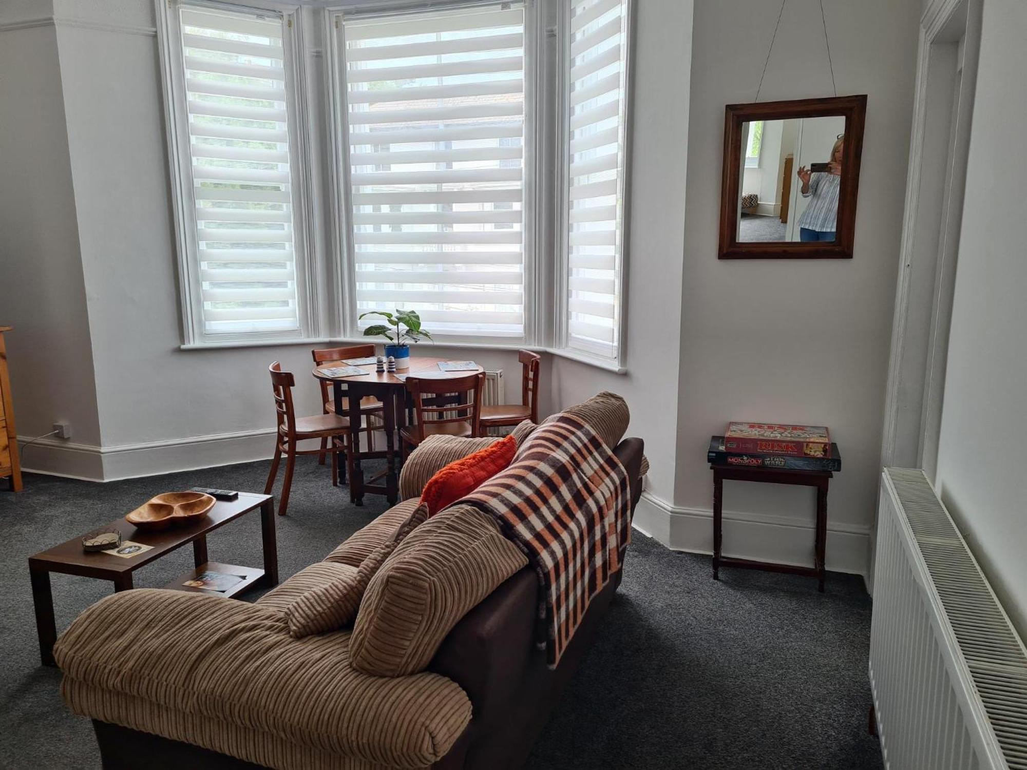 Gorgeous Sea View Apartment 5 Mins To The Beach St Leonards-on-Sea ภายนอก รูปภาพ